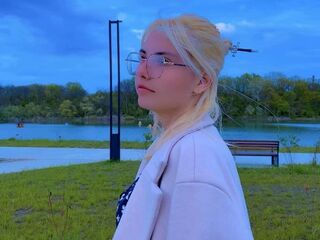 free sexcam FredericaMittag