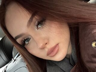 camgirl playing with dildo GearldineClamp