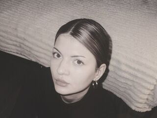 live cam girl pic GenaBaillargeon