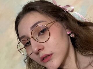 camgirl showing pussy IngeFelde