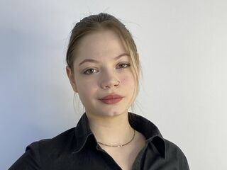 webcamchat JanuaryBuswell