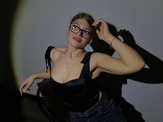 girl shaving pussy JennyBlossom