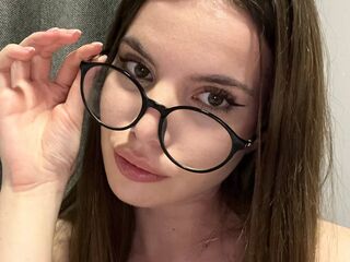 naked camgirl masturbating JoannieZbierski