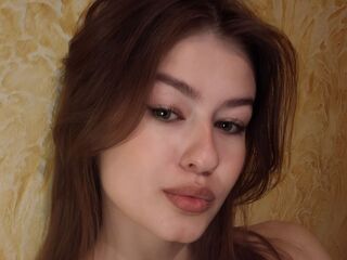 naughty cam girl fingering pussy KarenFalknar