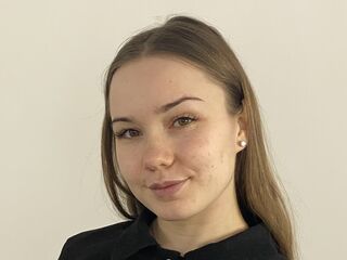 camwhore shaving pussy KayleenSteuart