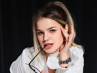 camgirl showing pussy KellyHayden