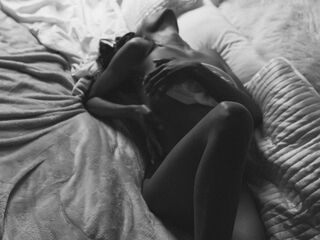 naked girl with live cam masturbating KhloeKerry