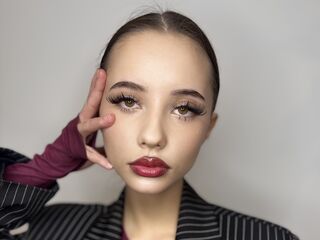 naked camgirl masturbating with dildo KileyConstantin