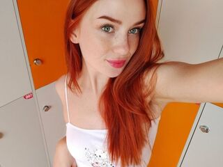 naked webcam girl LanaGriffin