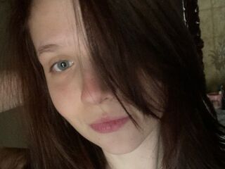naked girl with cam LaurelOberson