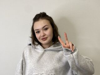 beautiful webcamgirl LavernaMonnot