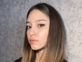 cam girl masturbating with dildo LibertyTimar