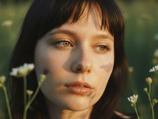 fingering webcamgirl picture LiluSoto