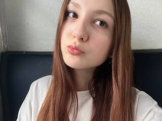 camgirl playing with dildo LinaSkatel