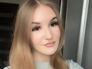 cam girl playing with dildo LolaVelour