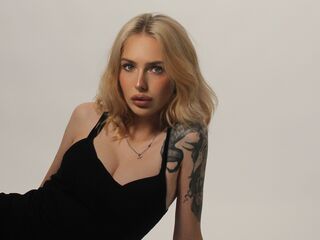 naked cam girl masturbating with sextoy LowerFrancis