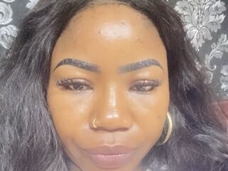 camslut showing tits LunarTony
