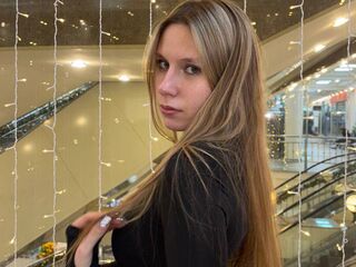 hot girl live cam LydaCentorino