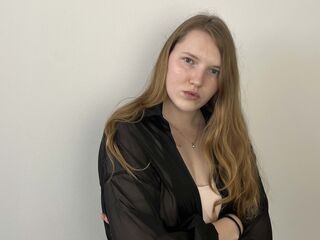 webcam live show MadalineMosman