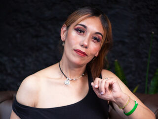 cybersex chat room MadeleineSartori