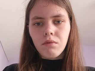 topless webcam girl MaoEskridge