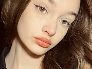 kinky webcam model MarshallBushee