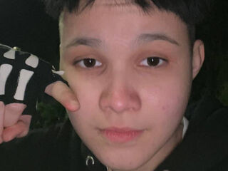 camslut showing pussy MasakoSlye