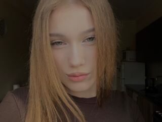 beautiful cam girl MiaDelicia