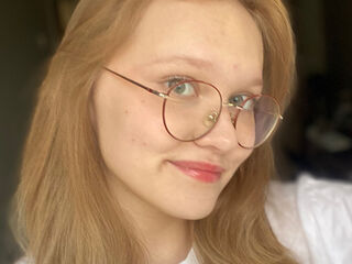 naked girl with cam fingering MicahCussins