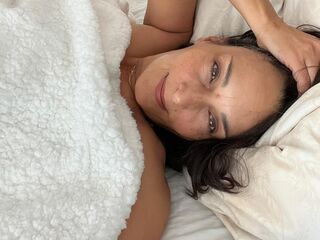 naked webcam girl MichaelaBelle