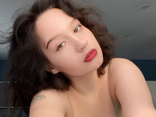 topless cam girl MilaJess