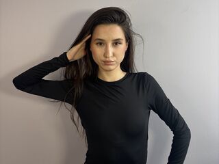 cam slut chat MirelNaomi