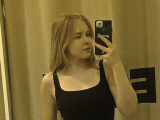 livecam photo MolliMcDaniel