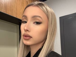 cam show MyongDegado