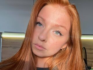 cam girl spreading pussy NicoleTatako
