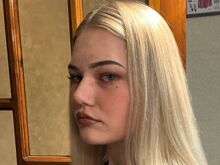 fingering girl chat NicolynMoore