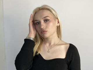 live porn show PaulinePedrotti