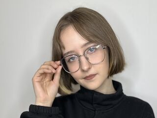 camgirl chat room ReginiaHolbein