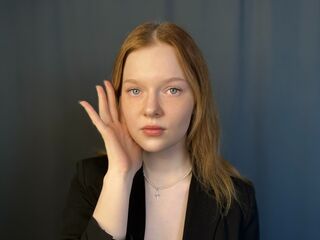 masturbating girl RonnieAbraham