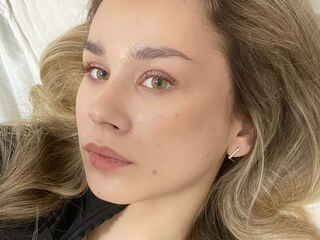 livesex show RoxanePoire