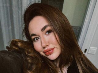naked girl with cam masturbating RoxannaDefilippo