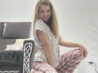 camgirl live sex photo RoxyLorie