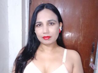 free online chat SadiaAngel