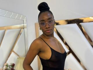 cam chat room SelenaRoas