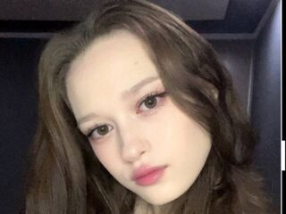 shaved pussy cam ShariCasbeer