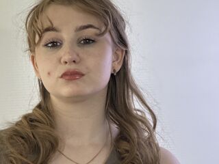 topless camgirl ShelbyGootee