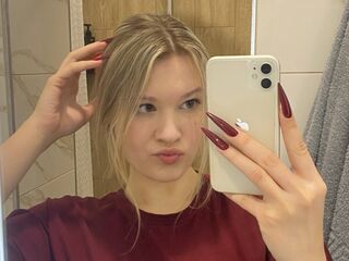 naked girl with live cam SkyeDavi