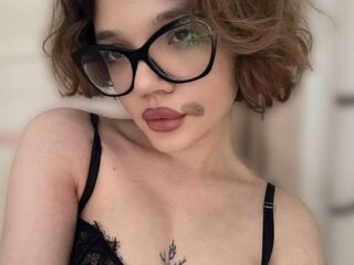 naughty camgirl fingering shaved pussy StephanieBrook
