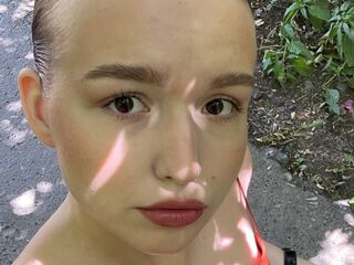 naked camgirl masturbating SusannahBuffalo