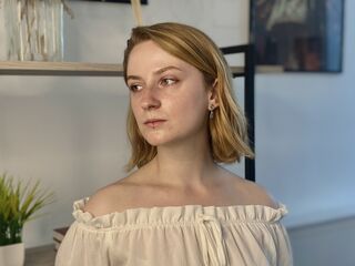 adult webcam chatroom TamekaHemrich